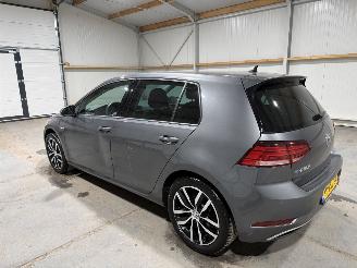 Volkswagen e-Golf 36kWh 100kW Automaat E-Dition picture 11