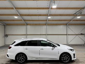 Vaurioauto  passenger cars Kia Ceed 1.5T-GDI 118kW GT-Line Business Edition 2022/2