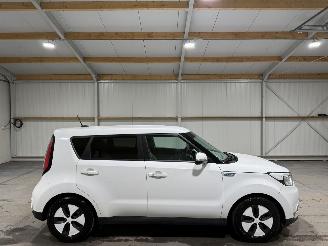 Schadeauto Kia Soul 27kWh 81kW Automaat ExecutiveLine 2016/8