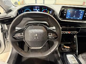 Peugeot e-208 50kWH 100kW Active picture 33