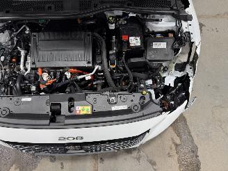 Peugeot e-208 50kWH 100kW Active picture 29