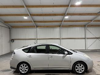 Damaged car Toyota Prius 1.5VVT-i 57kW Automaat Airco 2005/4