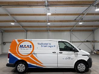 skadebil bedrijf Volkswagen Transporter 2.0TDI 81kW Airco L2H1 Comfortline 2023/5