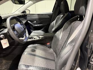 Peugeot 308 SW 1.2PT 96kW Allure Pack Business picture 27