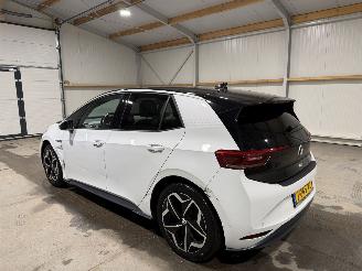 Volkswagen ID.3 58kWh 150kW First Plus picture 11