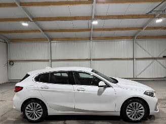 krockskadad bil auto BMW 1-serie 118i 100kW Automaat High Executive 2021/1