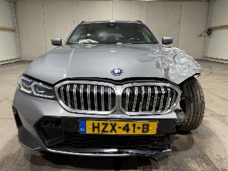 BMW 3-serie 330e 135kW Automaat Camera picture 22