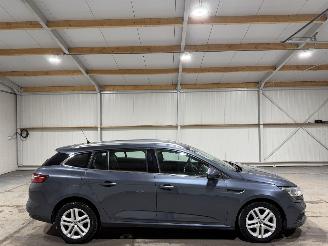 Damaged car Renault Mégane 1.5dCi 81kW Navi Eco2 Zen 2017/6