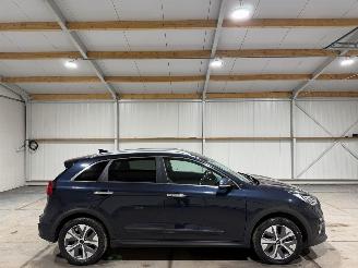 Damaged car Kia e-Niro 64kWh 150kW Executiveline 2020/1