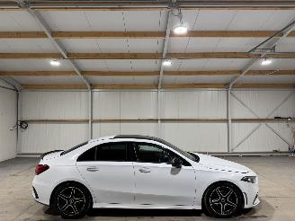 Auto incidentate Mercedes A-klasse 200 120kW Automaat Pano Premium Plus 2019/10