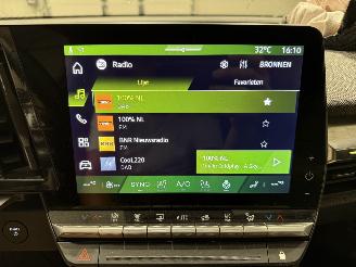 Renault Mégane E-Tech 60kWh 160kW Comfort Range Techno picture 40