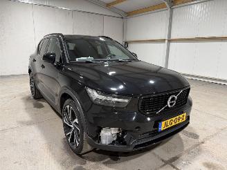 Volvo XC40 1.5T5 Hybrid 132kW Recharge R-Design picture 3
