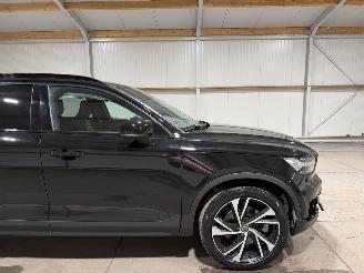 Volvo XC40 1.5T5 Hybrid 132kW Recharge R-Design picture 14