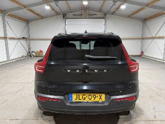 Volvo XC40 1.5T5 Hybrid 132kW Recharge R-Design picture 7