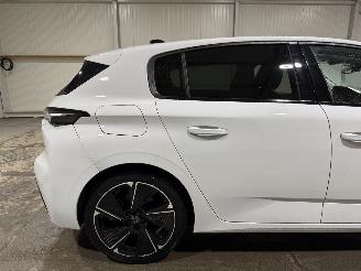 Peugeot e-308 54kWh 115kW Allure EV picture 14