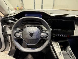 Peugeot e-308 54kWh 115kW Allure EV picture 30