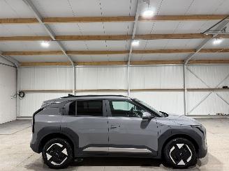 Schadeauto Kia EV3 81.4kWh 150kW PLUS 2025/4