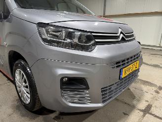 Citroën Berlingo 1.5BlueHDI 73kW Driver picture 22
