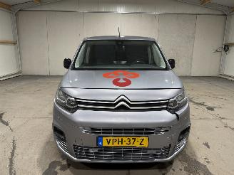 Citroën Berlingo 1.5BlueHDI 73kW Driver picture 4