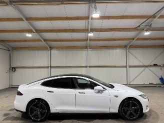 Unfallwagen Tesla Model S 85kWh 270kW Base 2014/10