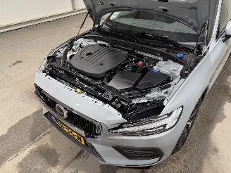 Volvo V-60 2.0B4 145kW Automaat Essential Edition picture 27