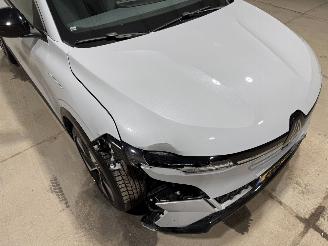 Renault Mégane E-Tech 60kWh Comfort Range 160kW Techno picture 19