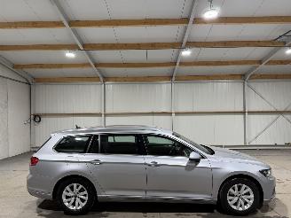 Auto incidentate Volkswagen Passat 1.5TSI 110kW Automaat Business 2020/10