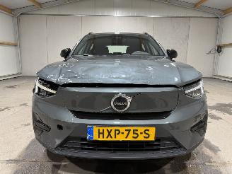 Volvo EX40 82kWh Extended Range 185kW Single motor Plus picture 23