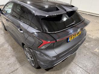 MG MG4 77kWh Extended Range 180kW Trophy picture 32
