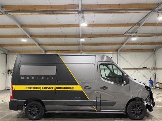skadebil bedrijf Renault Master T35 2.3dCi 110kW Automaat L2H2 Energy Comfort 2021/12