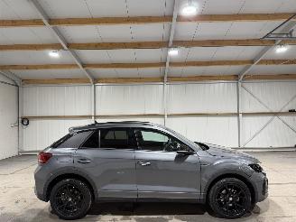 krockskadad bil auto Volkswagen T-Roc 1.5TSI 110kW Automaat Camera R-Line 2024/5