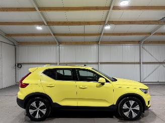 Voiture accidenté Volvo XC40 1.5T4 95kW Recharge Inscription Expression 2021/9