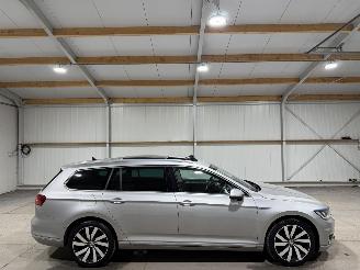 Vaurioauto  passenger cars Volkswagen Passat GTE 1.4TSI 115kW Automaat Connected Series Plus 2016/12