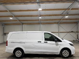 krockskadad bil bedrijf Mercedes Vito 111CDI 84kW Airco Lang Schuifdeur 2018/4