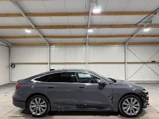 Damaged car Audi A6 Sportback 83kWh 210kW ETRON Edition 2025/11