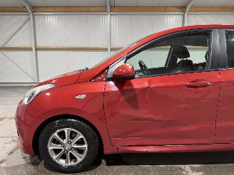 Hyundai I-10 1.2i 64kW Airco picture 13