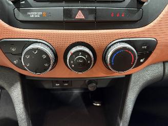 Hyundai I-10 1.2i 64kW Airco picture 28