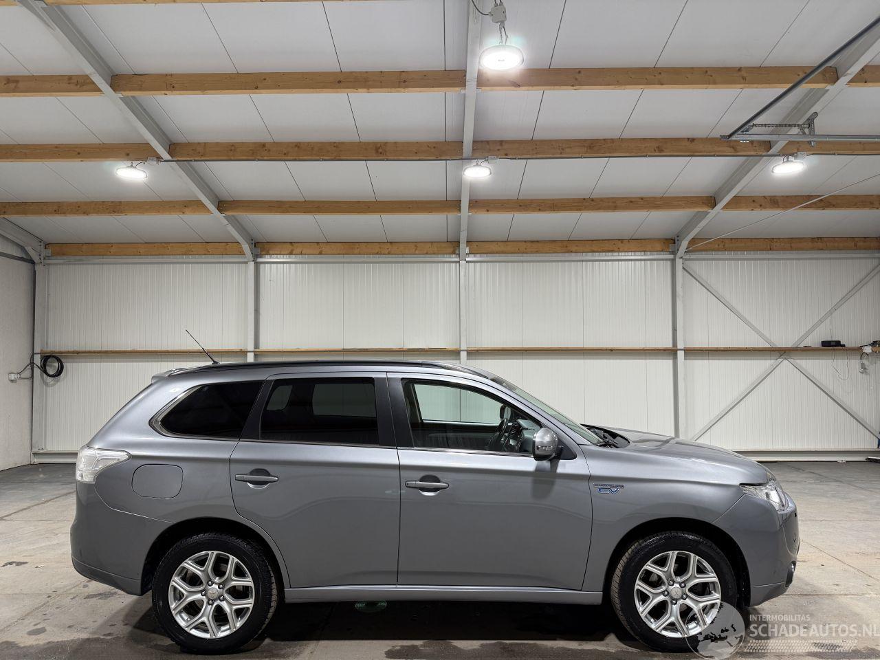 Mitsubishi Outlander 2.0PHEV 89kW Automaat Executive Edition