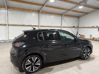 Peugeot e-208 50kWh  GT Pack Panoramadak picture 5