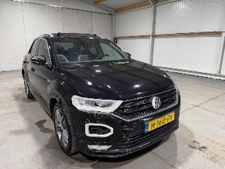 Volkswagen T-Roc 1.5TSI 110kW Automaat Pano Sport Business R picture 3