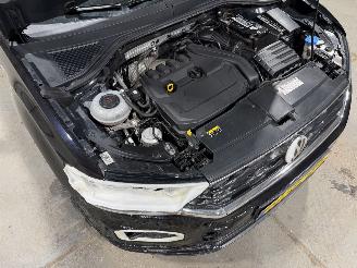 Volkswagen T-Roc 1.5TSI 110kW Automaat Pano Sport Business R picture 25