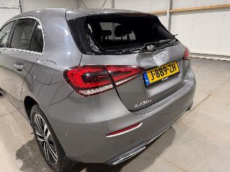 Mercedes A-klasse 250e 118kW Automaat Pano Business Solution Luxury Limited picture 22