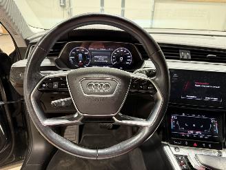 Audi E-tron 55 95kWh 300kW Quattro Business Edition luchtvering picture 14