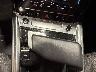 Audi E-tron 55 95kWh 300kW Quattro Business Edition luchtvering picture 22