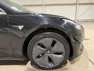 Tesla Model 3 60kWh Standard 175kW RWD Plus picture 16