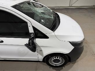 Mercedes Vito 110CDI 75kW Airco Lang picture 13