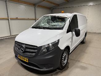Mercedes Vito 110CDI 75kW Airco Lang picture 10