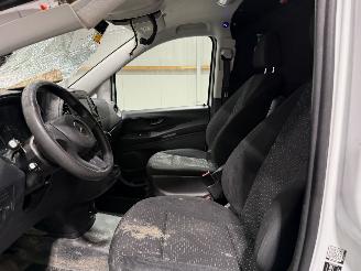 Mercedes Vito 110CDI 75kW Airco Lang picture 20