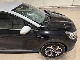 Renault Captur 1.3Mild Hybrid 116kW Automaat RS-Line picture 18