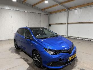 Toyota Auris 1.8Hybrid 73kW Dynamic Ultimate picture 3